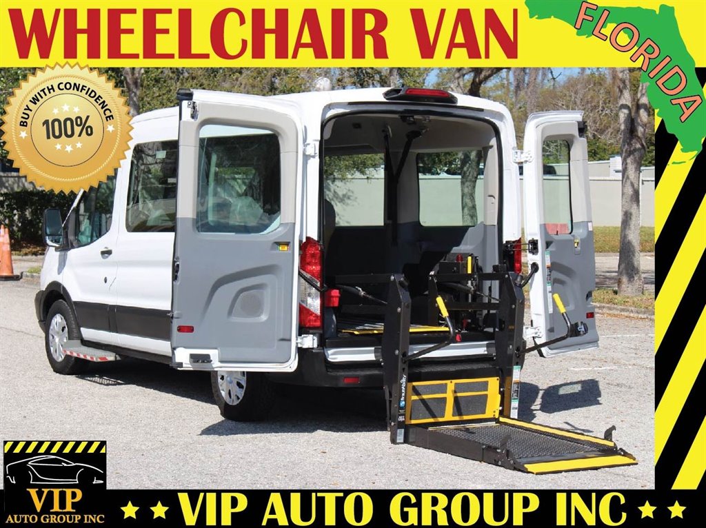 2018 Ford Transit 150 XLT Wagon Med Roof Sliding Pass. 130's photo