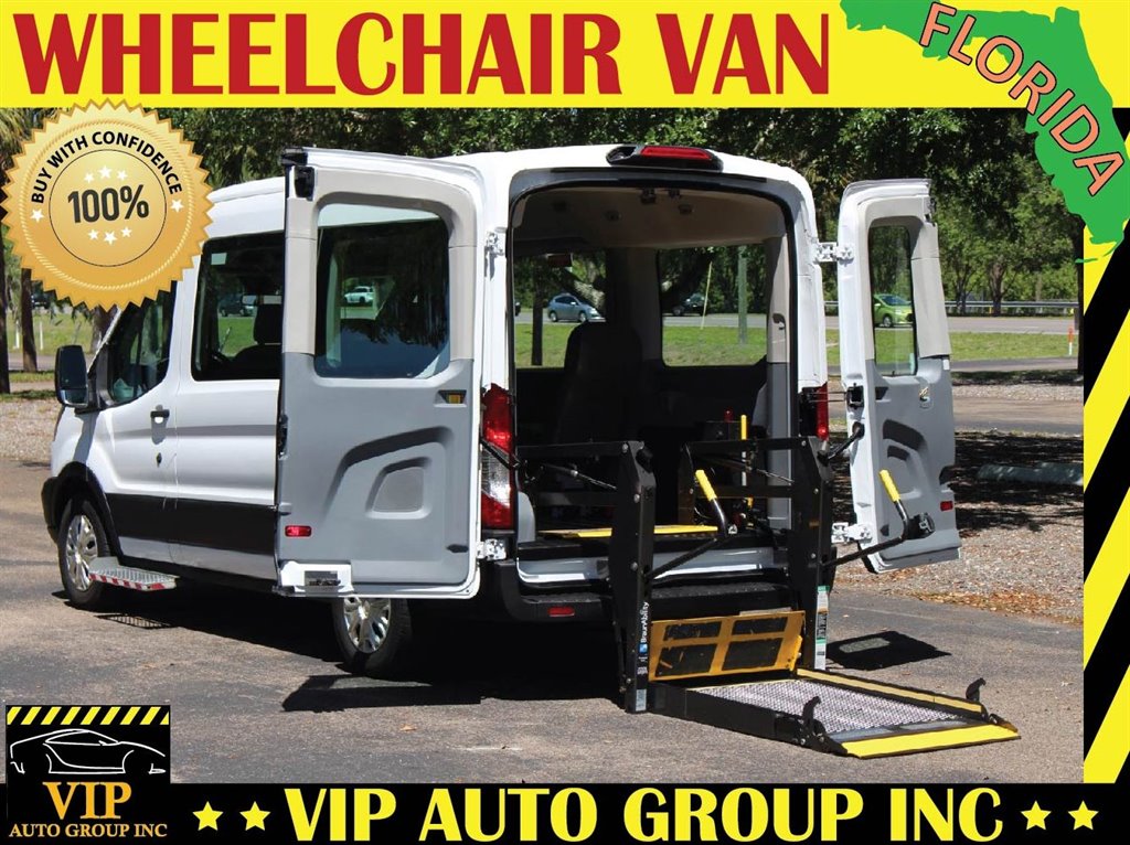 2018 Ford Transit 150 XL Wagon Med Roof Sliding Pass. 130's photo