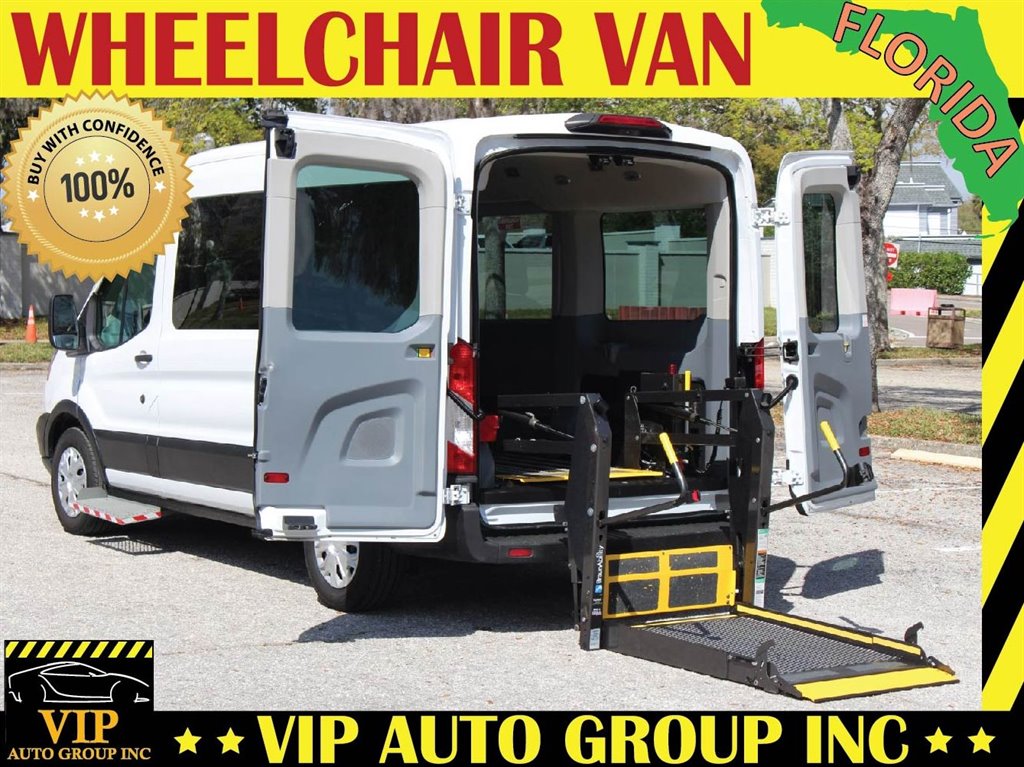 2018 Ford Transit 150 XL Wagon Med Roof Sliding Pass. 130's photo
